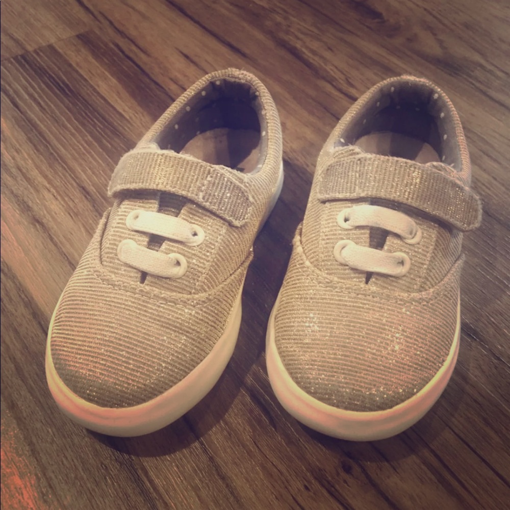 See Kai Run Metallic Shimmer Velcro Tennis Shoes